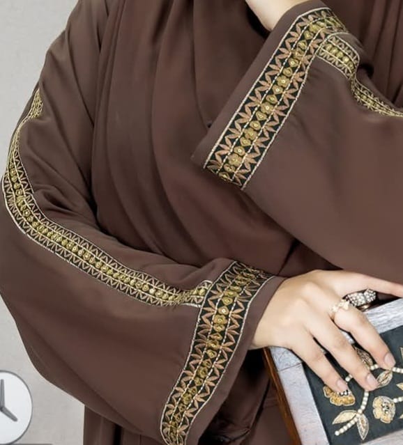 জাফরান এমব্রয়ডারি এলিগেন্ট বোরকা